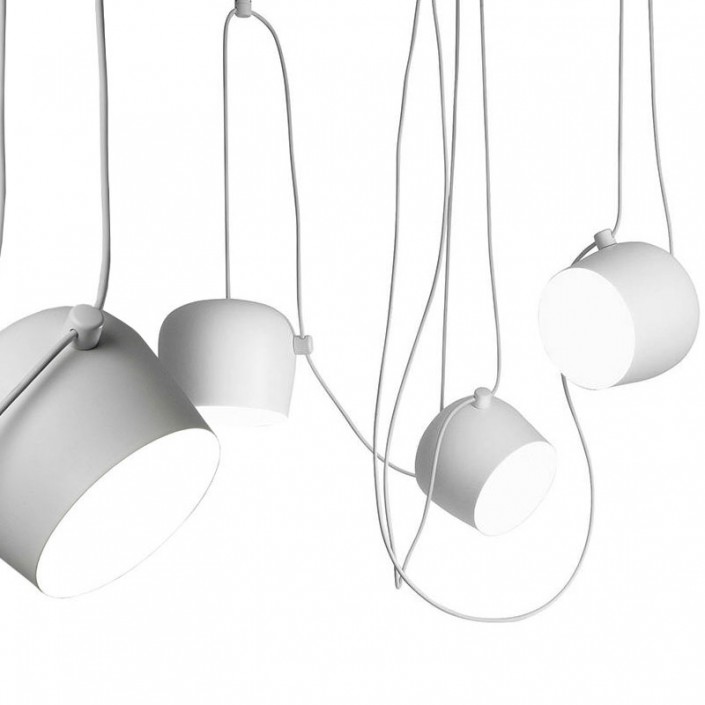 Suspension Aim small 4 blanc  mise en scène Flos
