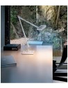 Lampe de table Kelvin LED Base mise en scène éclairé de flos 