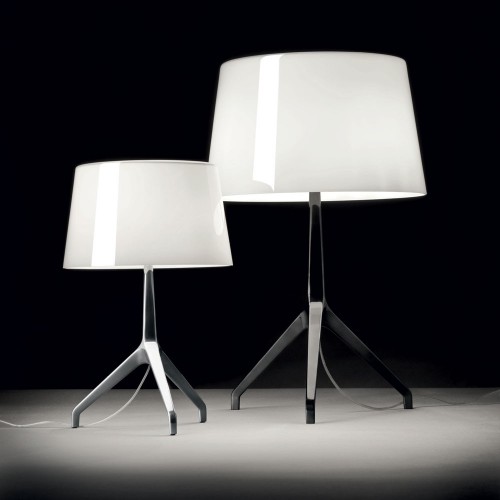 Duo de lampes à poser de couleur blanc Lumière XXL du designer Rodolfo Dordoni pour la marque Foscarini chez Valente Design