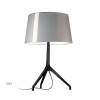 Lampe de table Lumière XXS Chrome noir abat-jour gris Foscarini - Valente Design éclairée