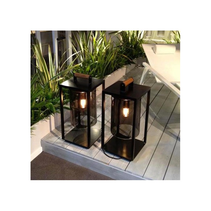 Ensemble de lampe à poser Dome Small noire verre fumé de la marque Royal Botania en vente chez Valente Design