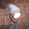 Valente Design vous propose le spot piquet Bullet 40 cm finition zinc éclairé de la marque Royal Botania