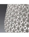 Lampadaire LED KABUKI  aérien et délicat grâce à sa robe de dentelle ajourée
