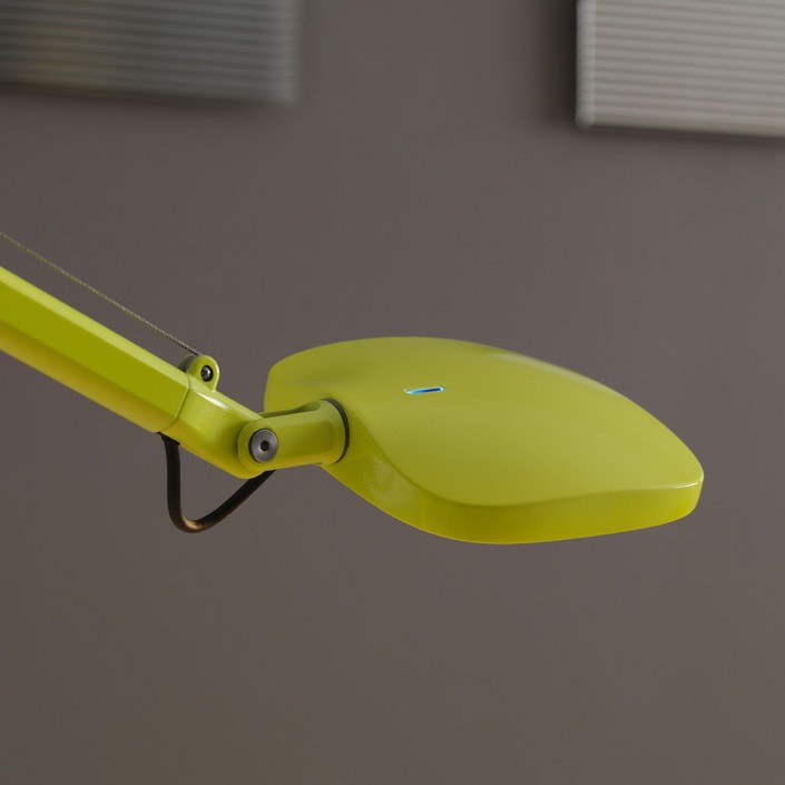 lampe de table Volée grise Fontana Arte Valente Design