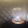 lampe de Table Pinecone cage chromée verre transparent Fontana Arte Valente Design Paola Navone jeu de lumière