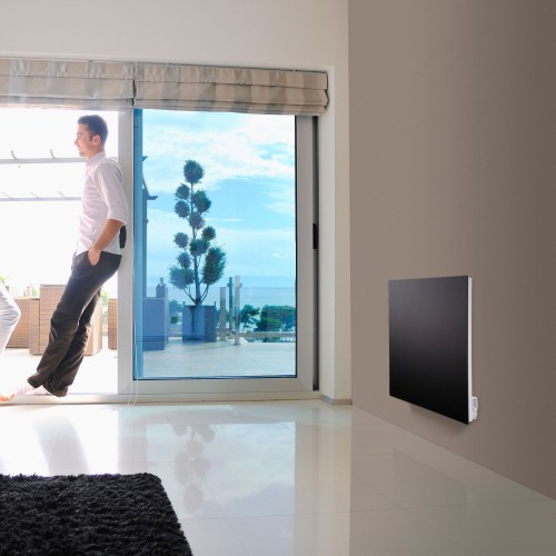 Radiateur Solaris horizontal 750W noir mat de la marque Fondis - Valente Design