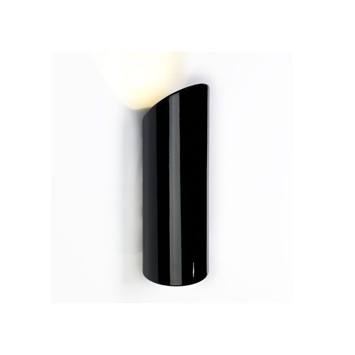 Retrouvez chez Valente Design l'applique murale en porcelaine Moso noir avec éclairage vers le haut de la marque Royal Botania