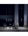Suspension Aplomp outdoor gris clair mise en situation de nuit FOSCARINI -Valente design