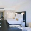 Applique Choose blanc mise en scène Artemide - Valente Design