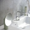 mise en scène distributeur de savon vert sauge liquide GEYSER de COSMIC - Valente Design
