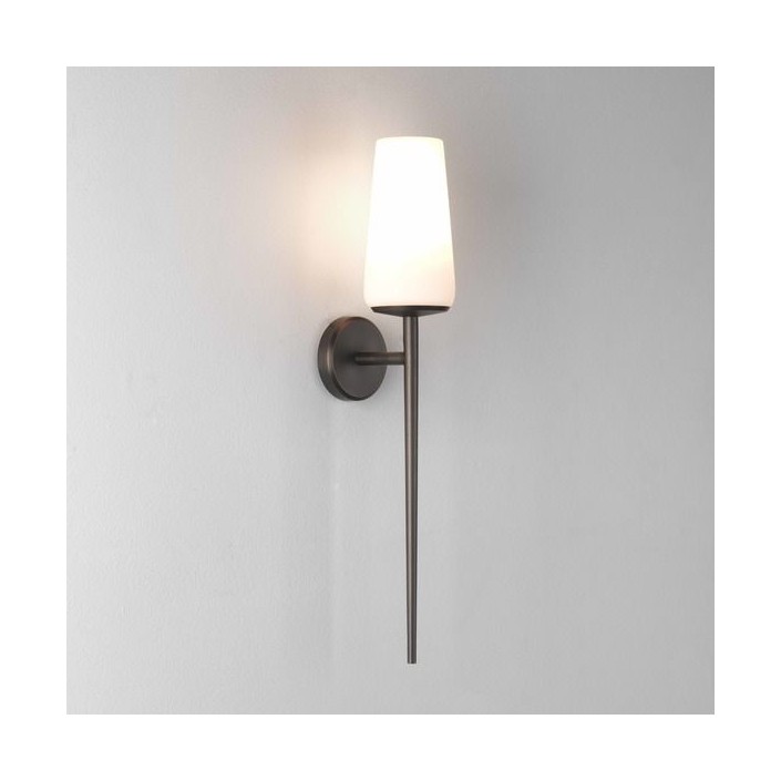 applique SDB Beauville chrome dans SDB Astro Lighting - Valente Design