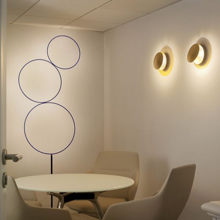 Mise en scène Lampadaire Sorry Giotto 3 catellani et smith - Valente Design