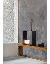 Lampe de table Gaku Wireless noir mise en scène - Flos - Valente Design
