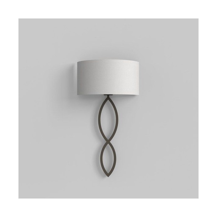 Applique Caserta bronze abat-jour blanc vue éteinte AstroLighting Valente Design