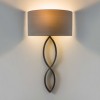 Applique Caserta bronze abat-jour oyster vue d'ensemble allumée AstroLighting Valente Design