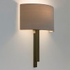 Vue éclairée applique Tate bronze abat-jour Oyster Astro Lighting Valente Design