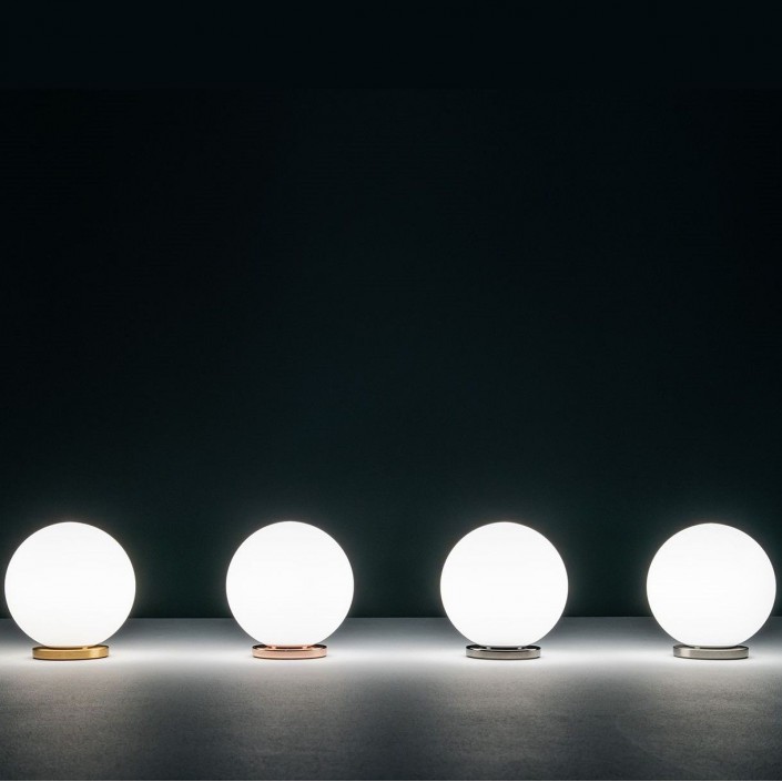 Lampe de table Pallina Fontana Arte Valente Design