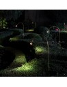 Luminaire sur piquet Syphaduepassi Catellani and Smith Valente Design dans haie de jardin