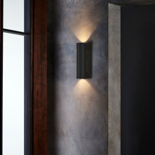 applique extérieure Ava 300 Astro Lighting Valente Design mise en scène
