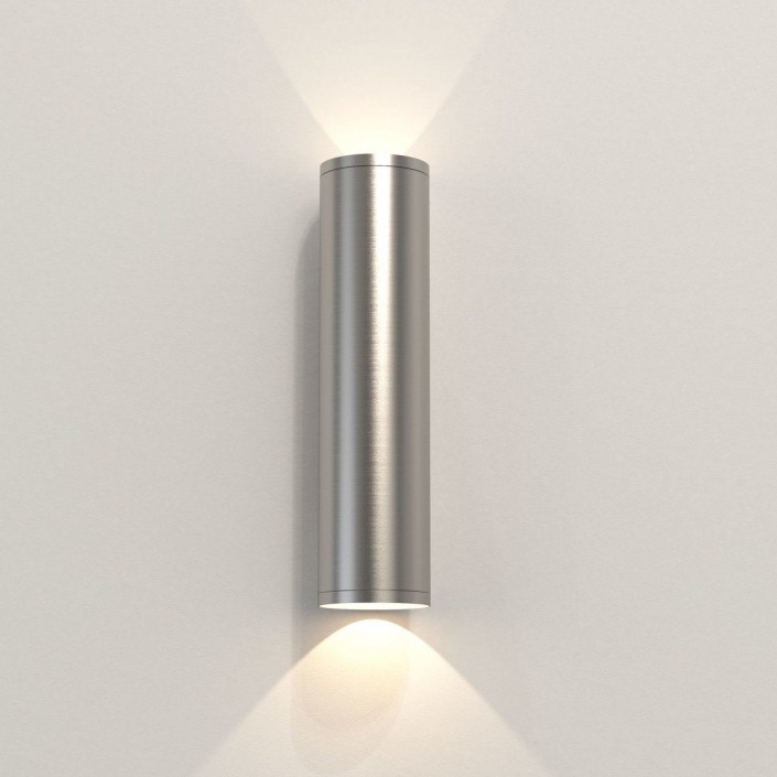 applique extérieure Ava Coastal 300 acier brossé Astro Lighting Valente Design de face