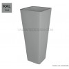 Valente Design nous propose les pots de fleur couleur béton de la collection All So Quiet de la marque Qui Est Paul? 
