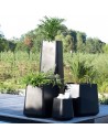 Ensemble de pots de fleur Rock version noir Garden Qui Est Paul? À retrouver chez Valente Design