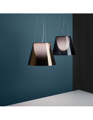 Suspension Ktribe S2 fumée de Philippe Starck pour Flos - Valente Design salle à manger