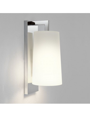 applique Lago 280 chrome poli abat-jour verre blanc Astro Lighting Valente Design