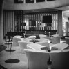 Lampadaire Twiggy LED noir Foscarini Valente Design dans salon