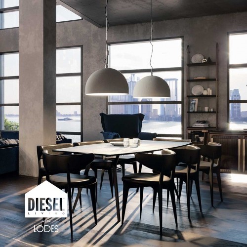 Suspension Urban Concrete gris clair Diesel Living Lodes Valente Design mise en scène salle à manger