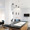 Suspension Lucenera 504 noire Catellani and Smith Valente Design au dessus plan de travail cuisine