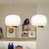 Suspension Chouchin Reverse 1 blanche/orange Foscarini Valente Design mise en scène