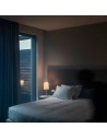 Lampe de table Birdie Easy bleu Foscarini Valente Design sur table de nuit