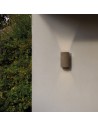 Applique Dunbar Concrete 160 Astro Lighting Valente Design sur mur extérieur