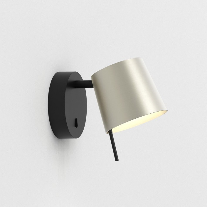Applique Miura Wall noir mat abat-jour nickel mat Astro Lighting Valente de profil