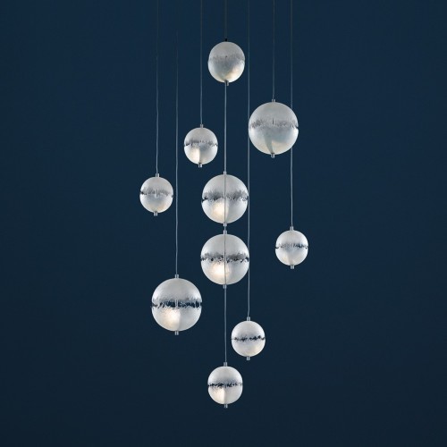 Suspension Postkrisi Chandelier Catellani and Smith Valente Design éclairée