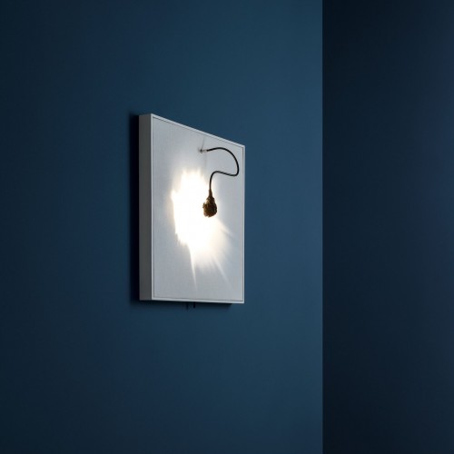 Applique Luce che dipinge Catellani and Smith Valente Design de profil