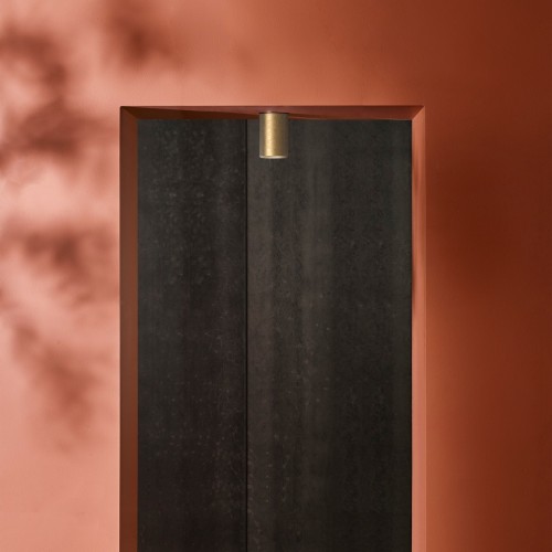Plafonnier Jura Surface Astro Lighting Valente Design mise en scène