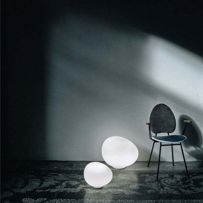 Lampe de table Poly Gregg Grande Foscarini Valente Design