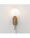 Applique Tacoma Single laiton verre rond strié blanc Astro Lighting Valente Design