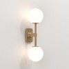 Applique Tacoma Twin laiton verre blanc opalin Astro Lighting Valente Design de profil