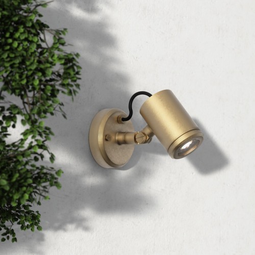 Jura Single Spot Astro Lighting Valente Design mise en scène