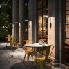 Applique Platet A/01 Outdoor noir Bover Valente Design sur terrasse