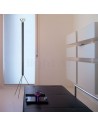 Lampadaire Luminator anthracite de flos Valente Design bureau