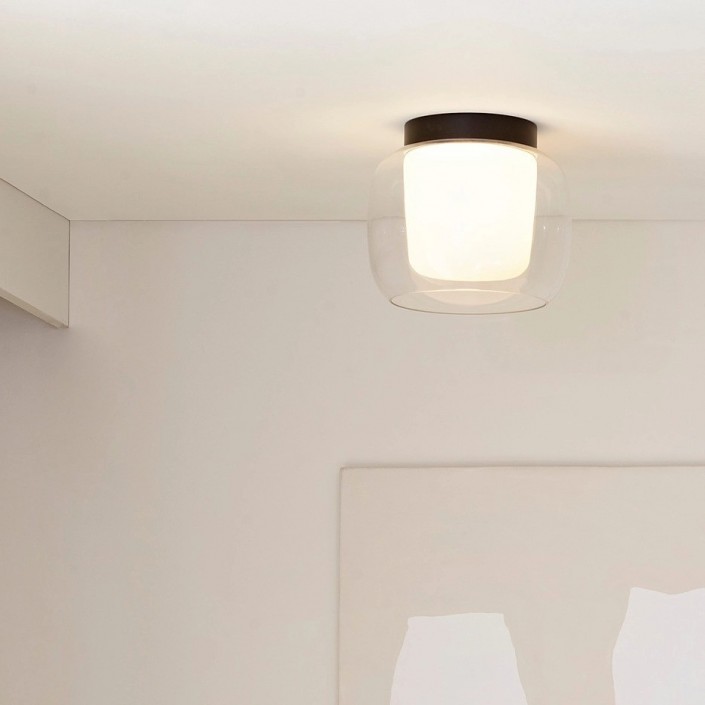 Aquina Ceiling 240 noir mat Astro Lighting Valente Design mise en scène
