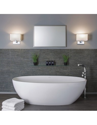 Applique Park Lane Grande chrome poli abat-jour blanc Astro Lighting Valente Design dans salle de bain