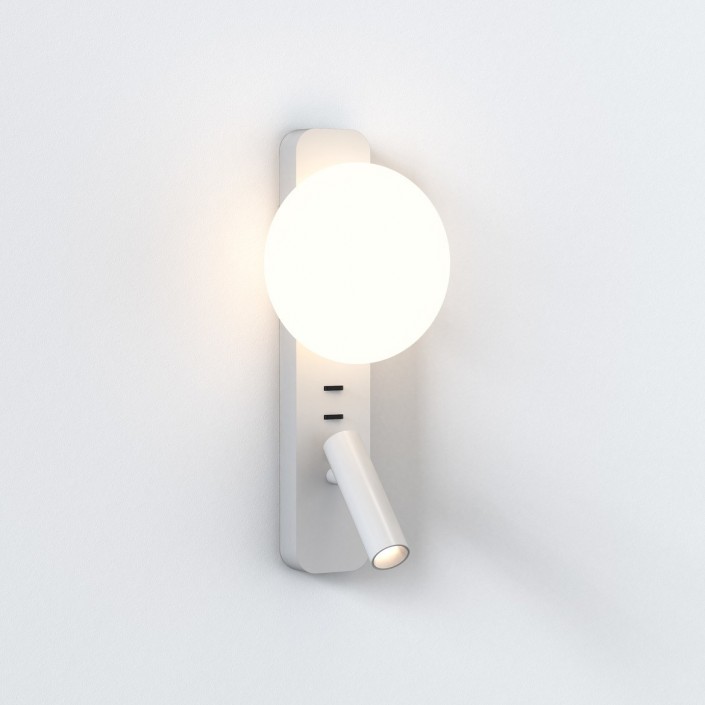 Applique Zeppo Reader blanc mat Astro Lighting Valente Design pose verticale éclairée