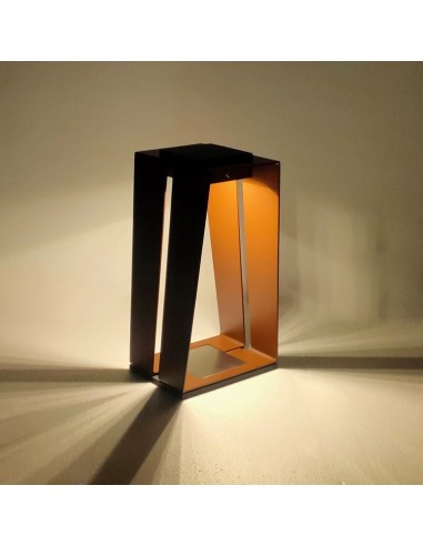 Lanterne solaire SKAAL Aluminium couleur Corten 40 cm Les Jardins Valente Design éclairé