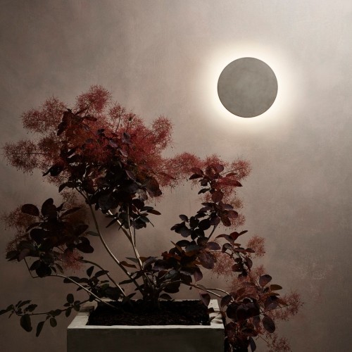 Applique Eclipse Round 300 LED matt concrete Astro Lighting Valente Design mise en scène jardin