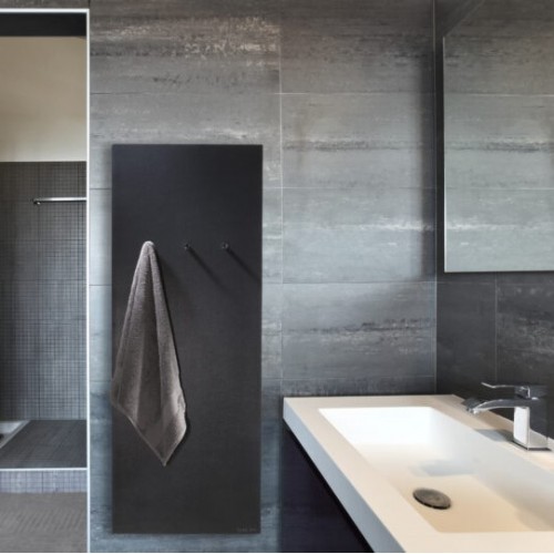 Radiateur - sèche serviette Minimal Bain anthracite Cinier - Valente Design dans salle de bain